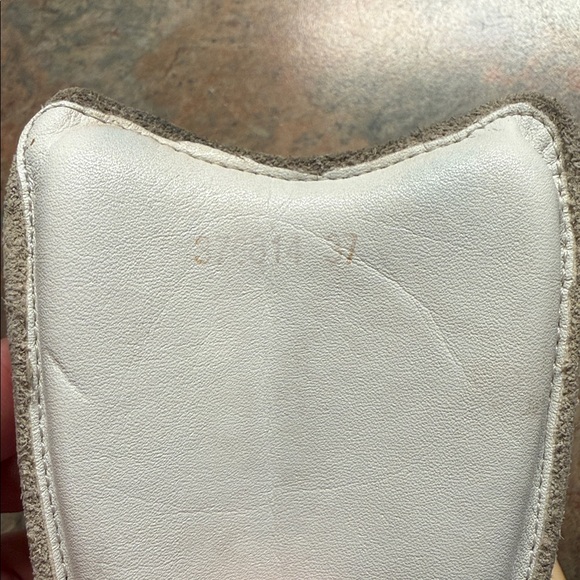 Alexander McQueen White and Beige Sneakers, Women EU 37 (US size 7) - Picture 10 of 11